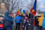 Incidente violente la protestul AUR de la Parlament. manifestanții au forțat o intrare a clădirii