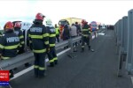 Microbuz cu 9 pasageri, răsturnat în afara șoselei, la Nădlac. A fost activat Planul Roșu de Intervenție: O persoană a murit