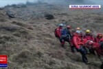 Turist căzut într-o râpă, salvat după aproape o zi. Salvamontiștii au rămas blocați