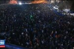 Peste 200.000 de oameni au protestat pasnic in intreaga tara si in Piata Victoriei