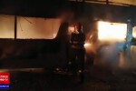 Un autocar în care se aflau 44 de pasageri, mistuit de flăcări pe A1. Nimeni nu a fost rănit