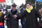 George Simion, atacat cu cerneală la Iași, de Ziua Unirii. Ce a cerut liderul AUR să i se facă agresorului
