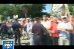 I-a incins caldura! Fermierii protestatari s-au luat la bataie cu jandarmii