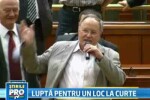 Parlamentul nervilor: s-au imbrancit, s-au injurat si au taiat microfoanele
