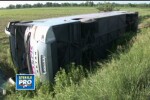 Un mort si 12 raniti, dupa ce un autocar cu turisti ucraineni s-a rasturnat in Vrancea