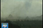 Au crezut ca vine sfarsitul lumii! O tornada a distrus totul in cale!