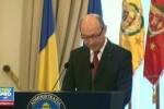 Ion Iliescu, surprins intr-o ipostaza neplacuta. Ce facea fostul presedinte in timp ce Traian Basescu tinea un discurs
