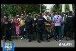 Incidente intre pensionari si jandarmi la Galati si Iasi