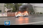 Masina in flacari pe strada Gheorghe Lazar din Timisoara. Vezi VIDEO
