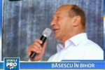 In Bihor, Basescu a cantat alaturi de Aurel Tamas 