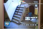 Intreaga operatiune a unui hot plin de precautie care fura o bicicleta, surprinsa de camerele VIDEO