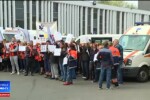 Angajaţii serviciului de ambulanţă amenință cu greva generală. Proteste în mai multe județe