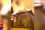 Patru case din Babadag au fost distruse de flăcări într-o oră. Unul dintre proprietari fusese amenințat cu un incendiu