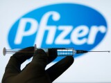 Studiu: Nu contează câți ani ai, două doze de vaccin Pfizer nu oferă imunitate de durată împotriva Covid