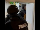 Individe din Alba, ridicate de polițiști după ce au înșelat bătrâni. Luau credite pe numele lor