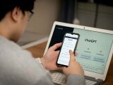 California reglementează în premieră chatboţii AI, după o serie de sinucideri printre adolescenţi. „Să acţionăm responsabil”