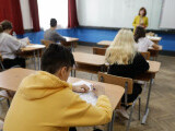Ministerul Educației anunță o schimbare în școli, cu două săptămâni înainte de începerea noului an. Se reorganizează clasele