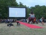 Festivalul de film aduce arta într-un sat din Gorj: „Mi se pare fascinant”. Cine a fost invitatul de onoare