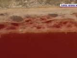 Imagini ca de pe Marte în Brăila. Lacul sărat de la Movila Miresii a devenit roșu
