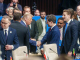 Nicuşor Dan, alături de preşedintele SUA, Donald Trump, la Summitul NATO de la Haga. Cei doi şi-au str&acirc;ns m&acirc;na