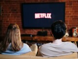 Planul Netflix de a cumpăra Warner Bros. zguduie industria cinematografică, care se teme de schimbări majore
