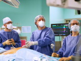 Cadrele medicale care refuză vaccinarea și testarea ar putea fi suspendate, apoi concediate