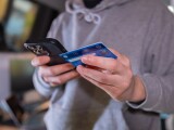 DNSC avertizează asupra creșterii tentativelor de fraudă prin telefon. Cum să nu cazi în plasa escrocilor