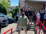 Incident violent la o secție de votare din Franța. O persoană ar fi fost lovită și scuipată de mai mulți indivizi. VIDEO