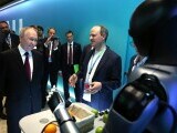 Un robot a dansat pe o melodie rusească în fața lui Vladimir Putin. Reacția liderului de la Kremlin. FOTO&VIDEO