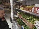 Magazinele „secrete” unde se găsesc fructe și legume pe care nu le vezi în supermarketuri. Cum arată „râma verde”