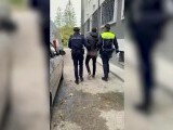 Un tânăr din județul Neamț a fost reținut după ce a fugit de două ori din arestul la domiciliu. Ce fapte a comis