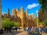 Universitatea Cambridge oferă cursuri de limba română pentru studenți străini. Proiectul este susținut de statul român