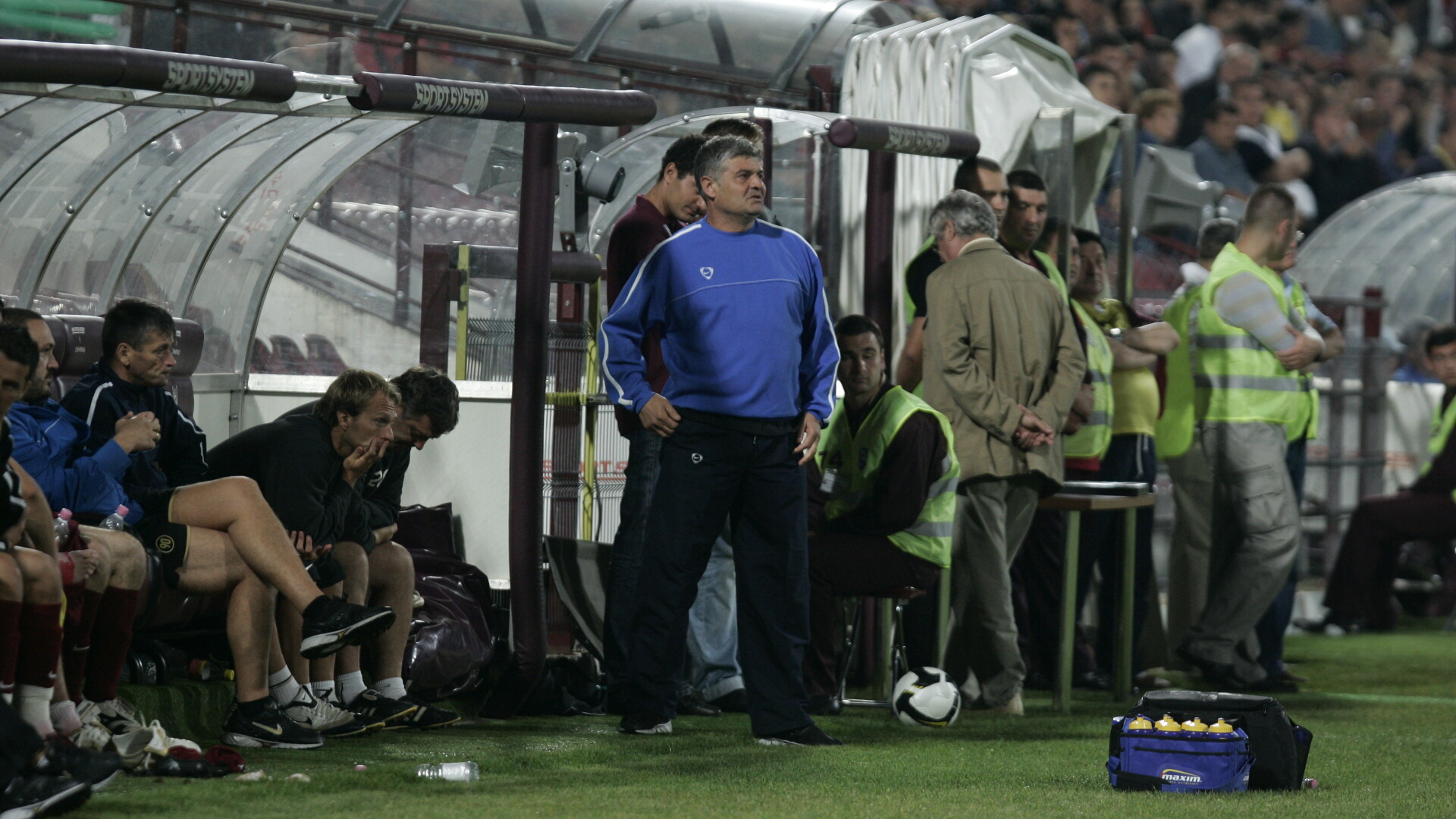 CFR-Poli Iasi 0-0 a fost ultimul meci al lui Andone pe banca visiniilor, in toamna lui 2008
