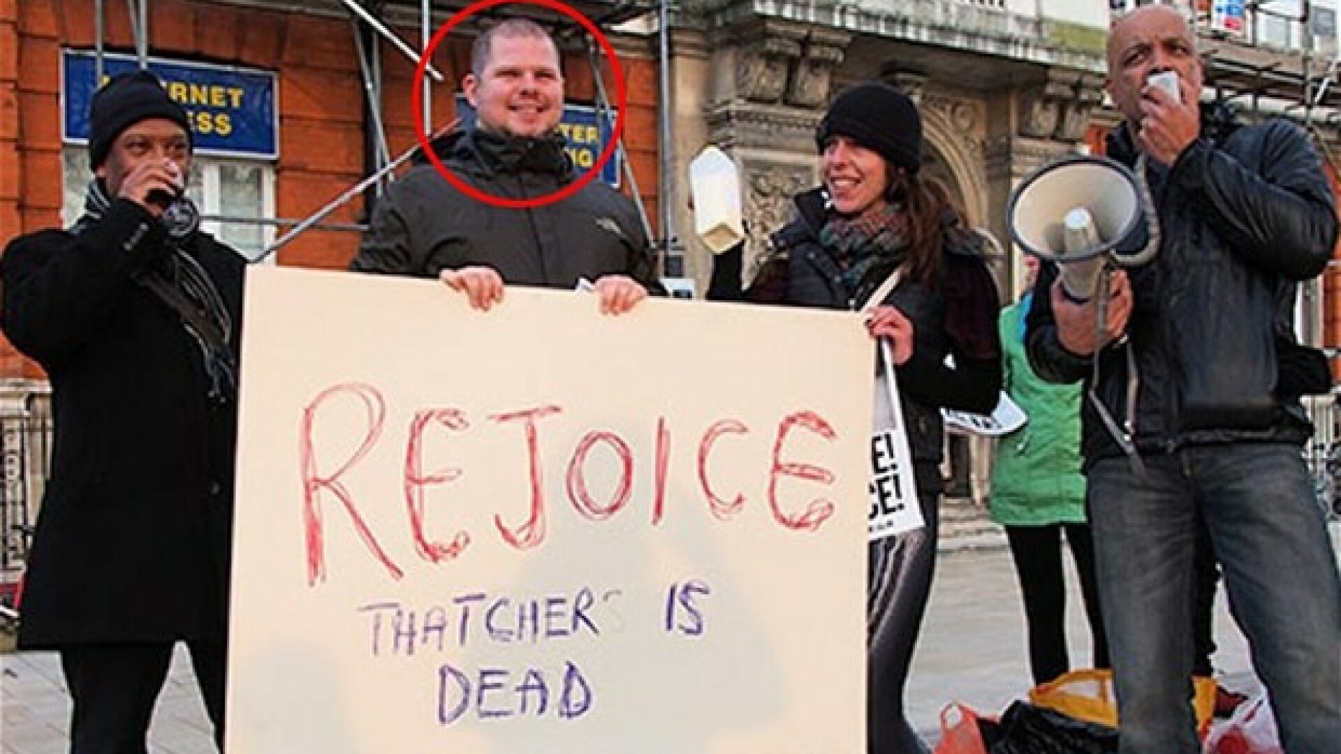protest, deces Margaret Thatcher