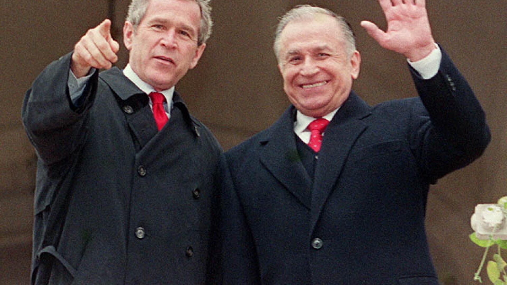 Ion Iliescu, George W. Bush