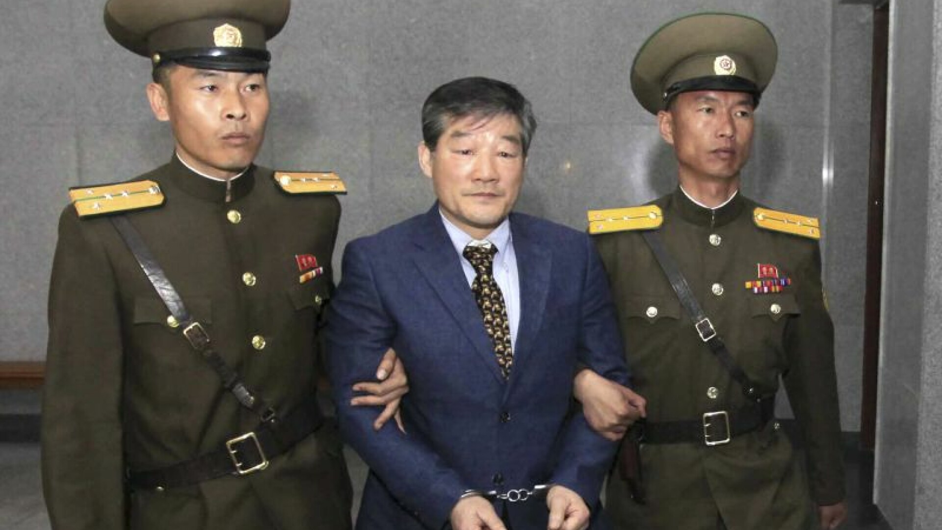 American condamnat in Coreea de Nord