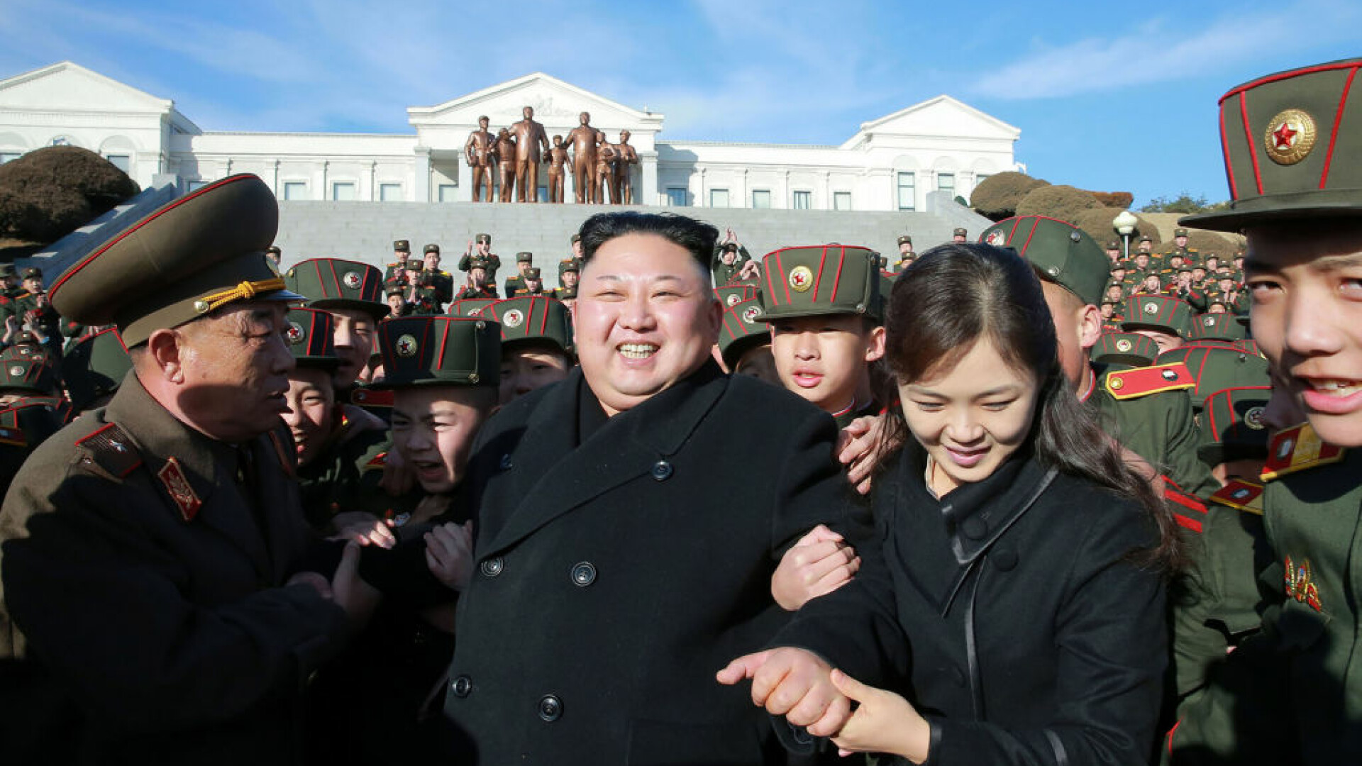 Kim Jong-un, Ri Sol-ju
