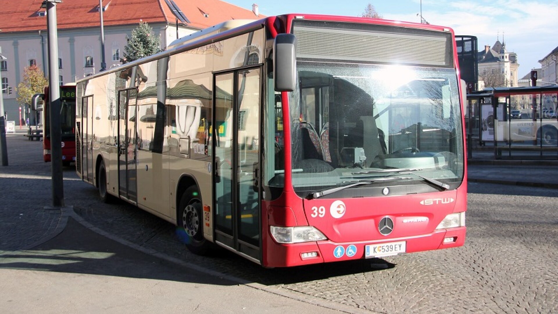 Circulația autobuzelor într-un oraș din Austria, suspendată pe termen nelimitat