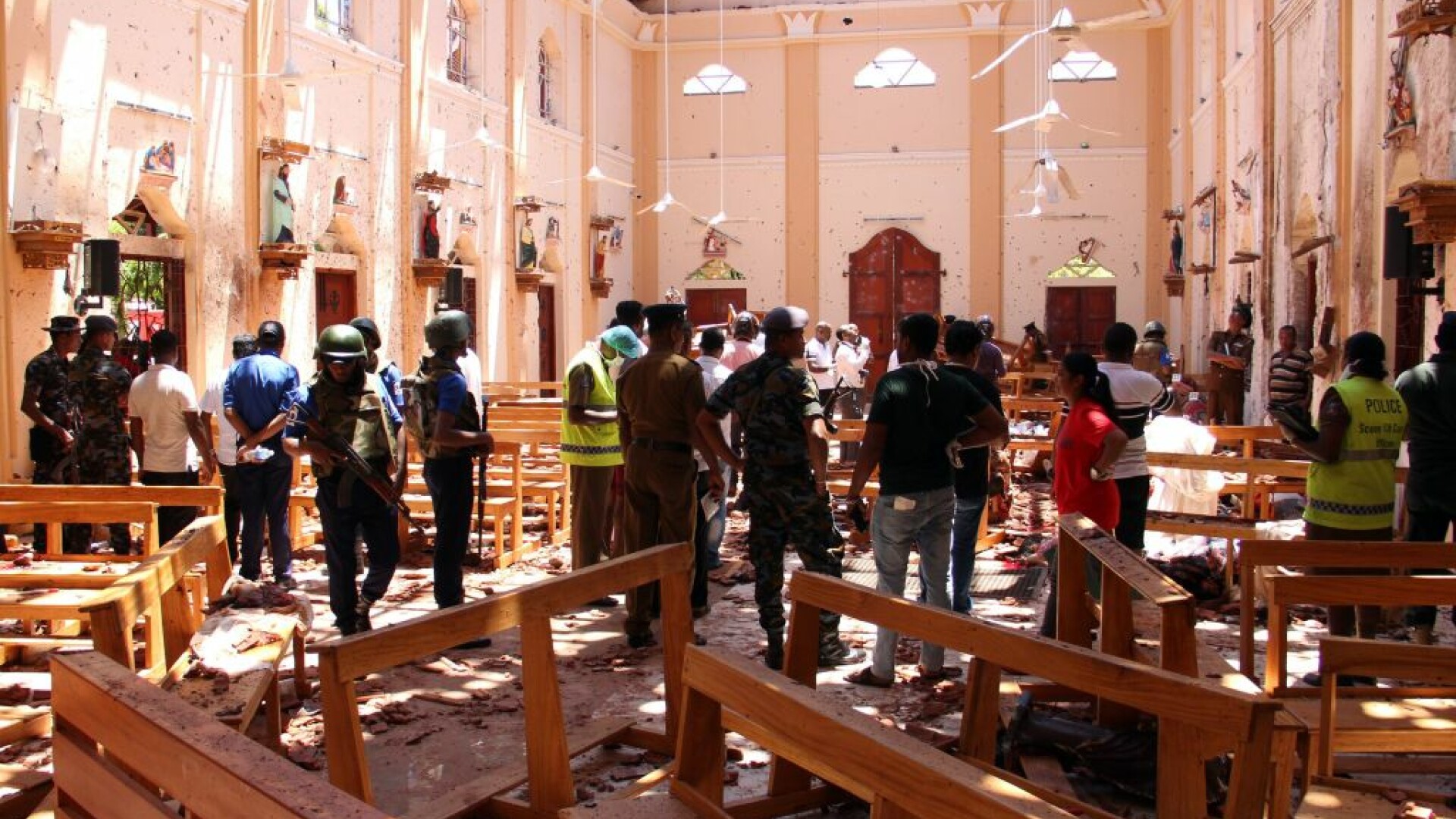 Atentat in Sri Lanka in ziua de Paste: imagini din biserica Sfantul Sebastian din Negombo