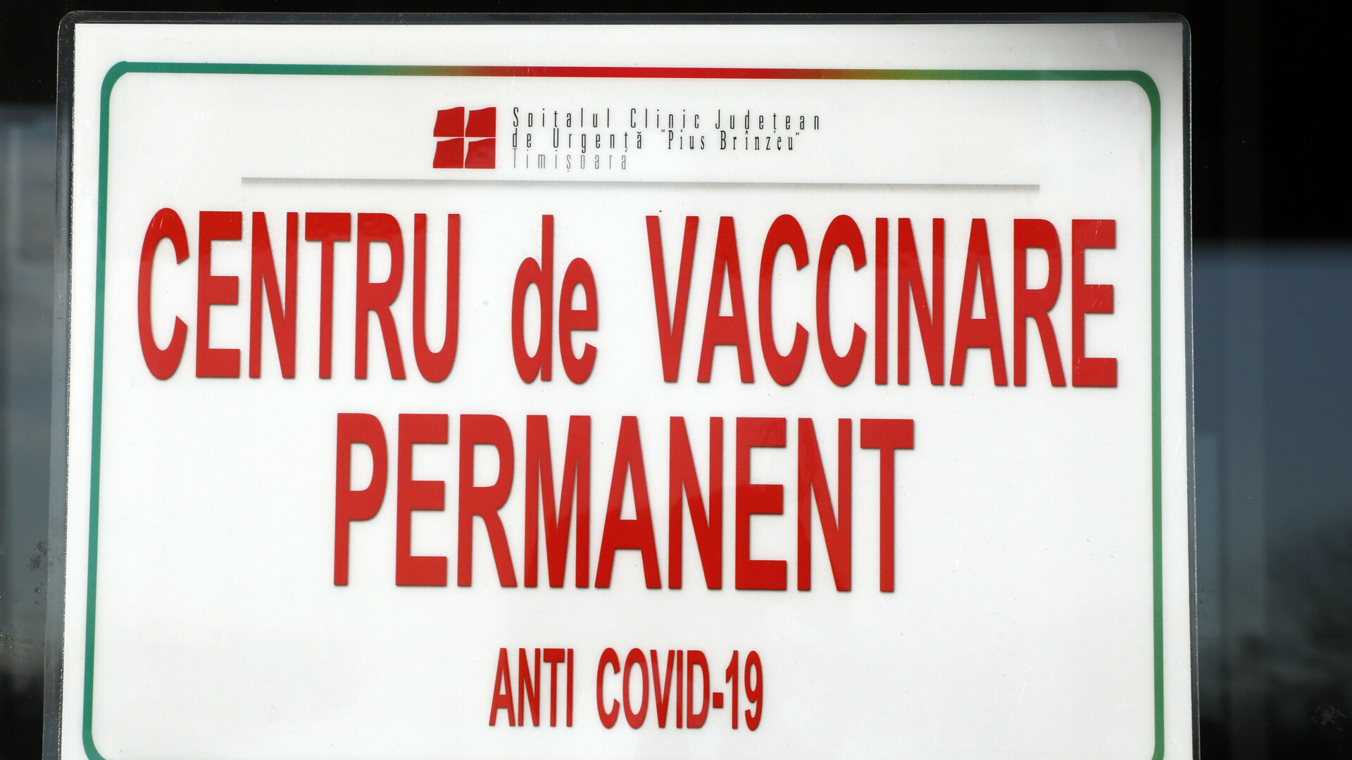 Motivul incredibil pentru care primul centru de vaccinare non-stop din țară, de la Timișoara, nu poate funcționa și noaptea