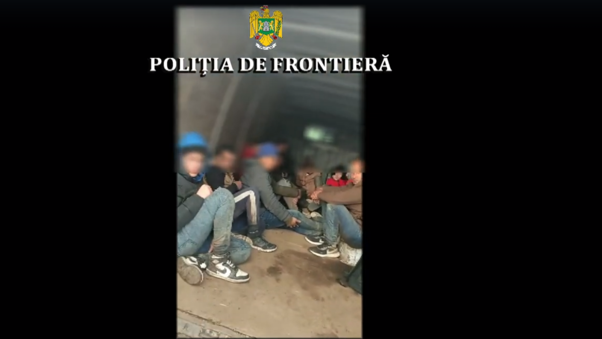 român conducea un microbuz cu migranți ilegali în Constanța
