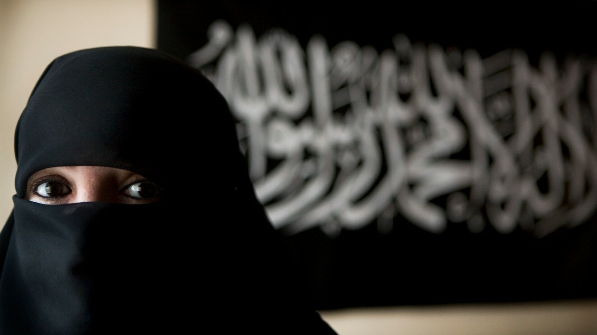 Malika El Aroud - Văduva neagră a jihadului