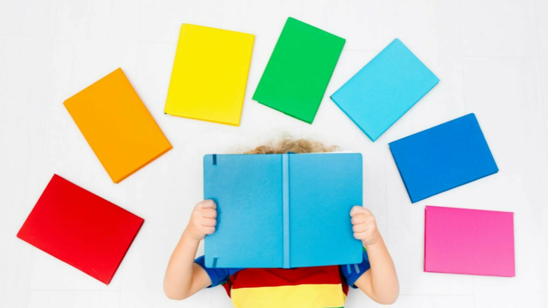 (P) 3 cărți Montessori pe care copiii le vor adora