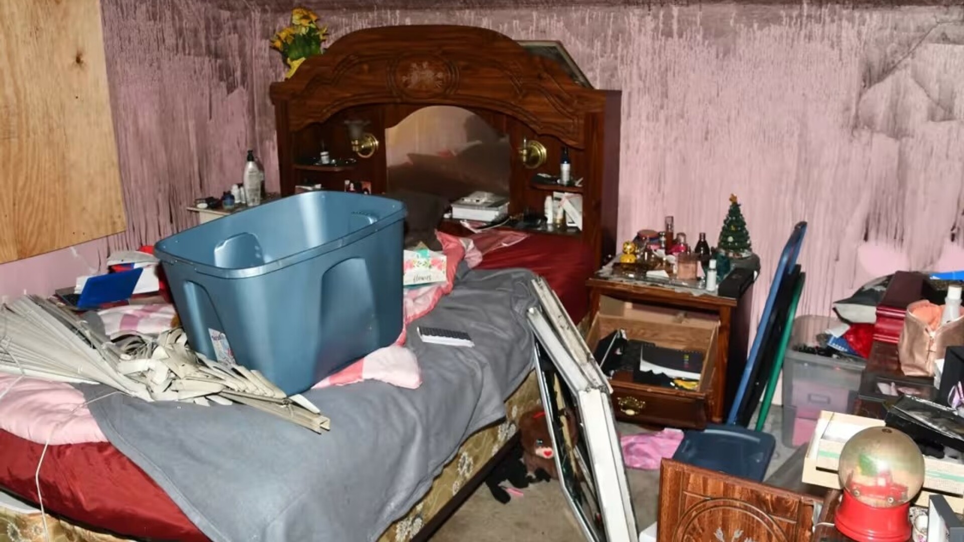 camera barbat captiv