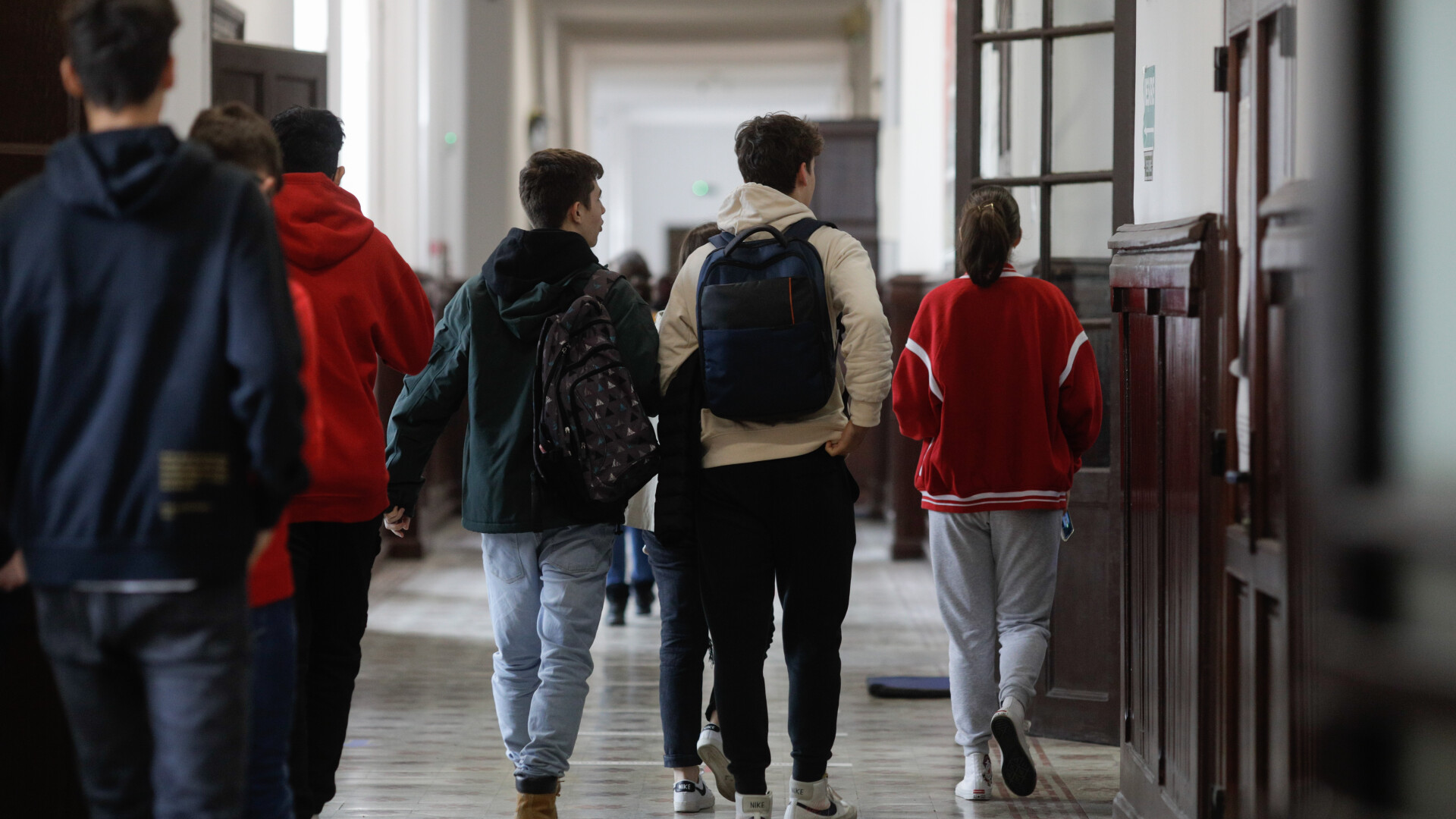 Orașul din România în care 21 de elevi au adunat peste 1.000 de absențe nemotivate. Cel mai mic are 7 ani