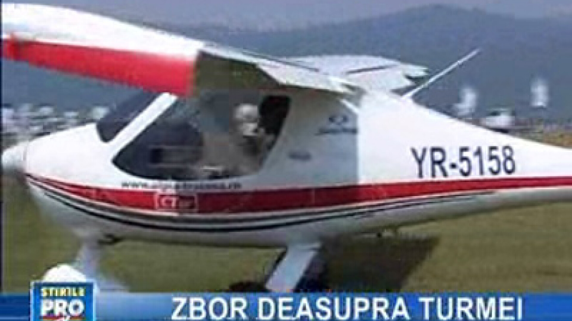 Doi ciobani din Alba şi-au survolat turmele cu avionul