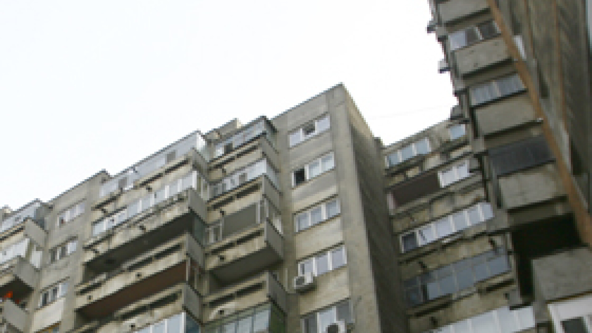 Scădere de 13 la preţul apartamentelor