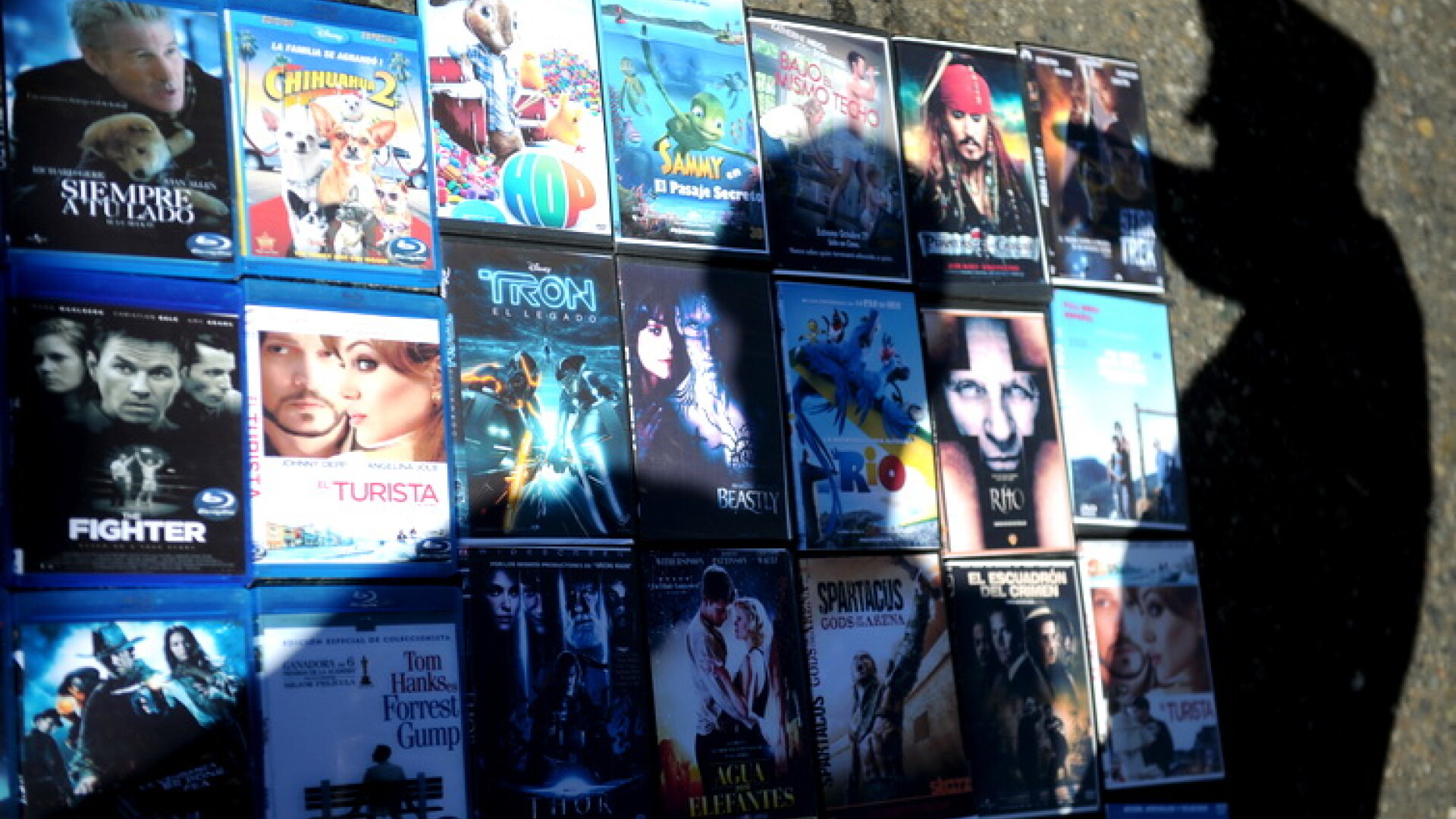 DVD-uri piratate