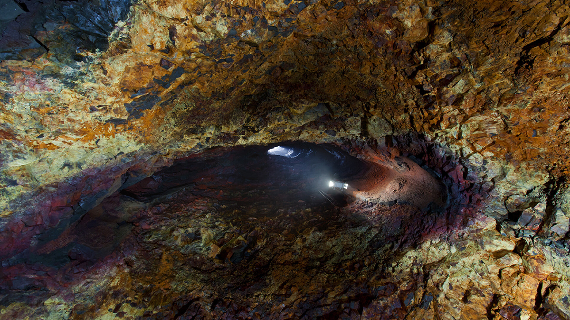 Iurie Belegurschi vulcan