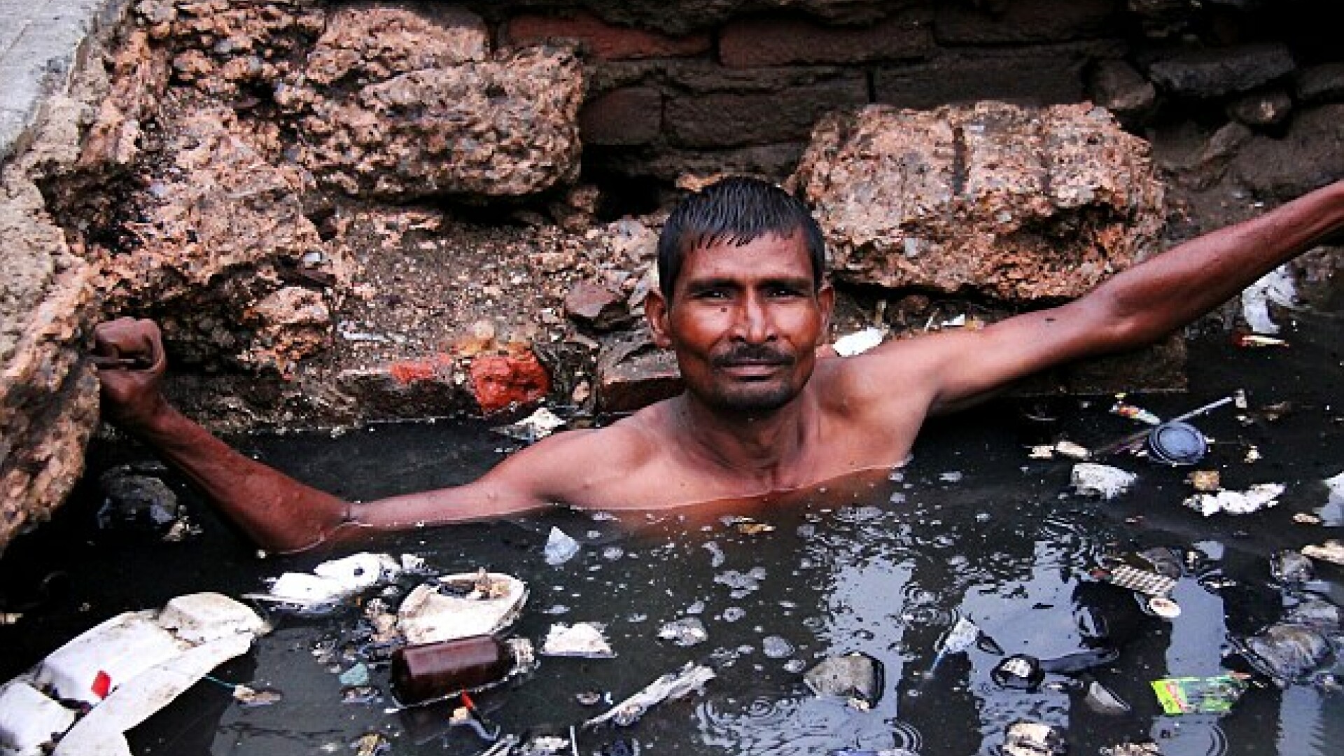 muncitor salubrizare India